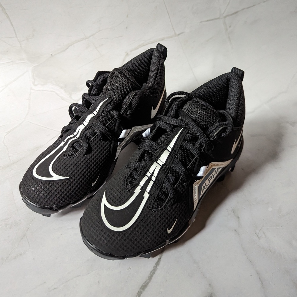 Brand New! Nike Alpha Menace 3 Shark Football Cleats